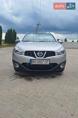 Позашляховик / Кросовер Nissan Qashqai+2 2011 в Почаєві