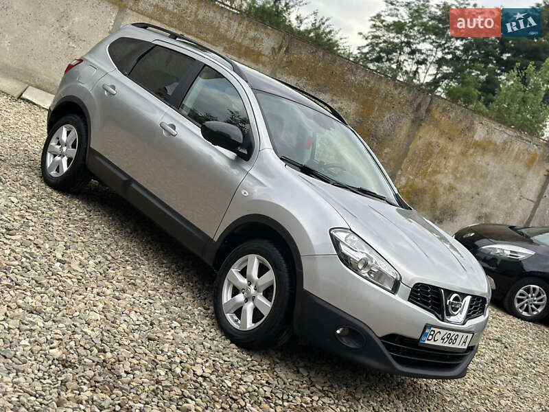 Позашляховик / Кросовер Nissan Qashqai+2 2013 в Стрию