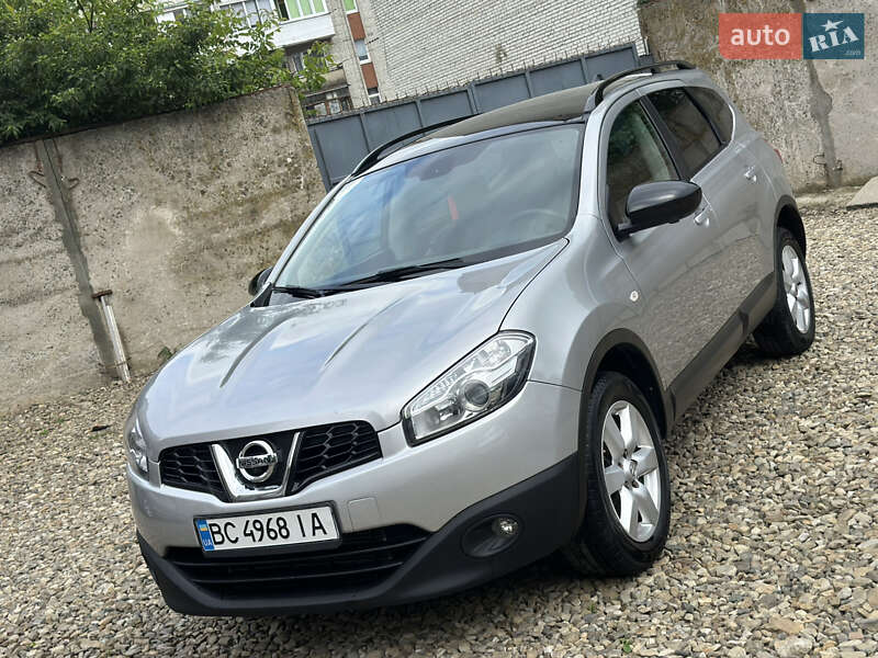 Позашляховик / Кросовер Nissan Qashqai+2 2013 в Стрию