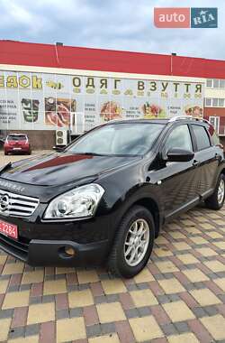 Внедорожник / Кроссовер Nissan Qashqai+2 2010 в Гайсине