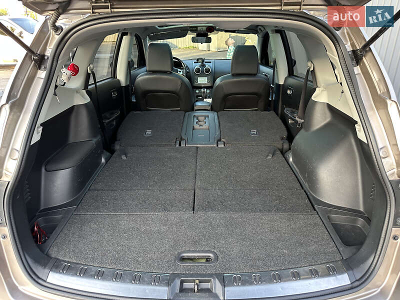 Внедорожник / Кроссовер Nissan Qashqai+2 2013 в Полтаве