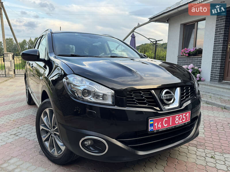 Nissan Qashqai+2 2012