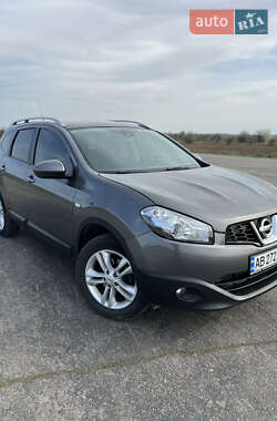 Внедорожник / Кроссовер Nissan Qashqai+2 2011 в Баре