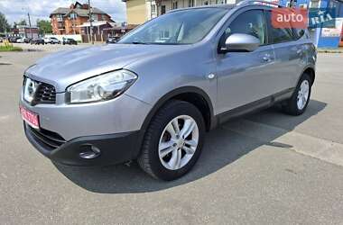 Позашляховик / Кросовер Nissan Qashqai+2 2010 в Києві