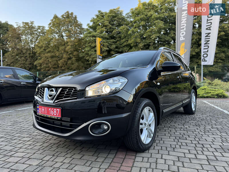 Nissan Qashqai+2 2011