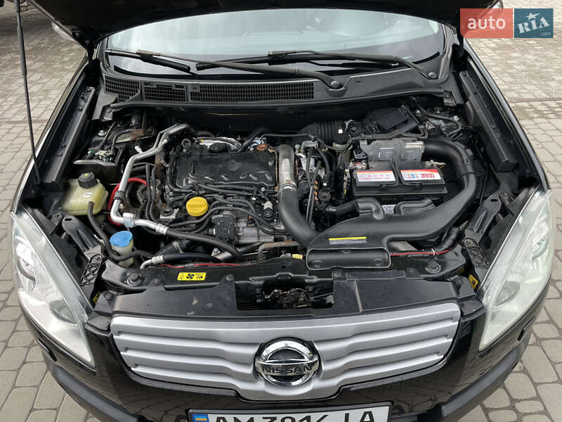 Внедорожник / Кроссовер Nissan Qashqai+2 2009 в Бердичеве фото 57 Внедорожник / Кроссовер Nissan Qashqai+2 2009 в Бердичеве