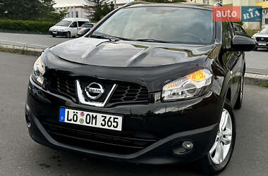 Внедорожник / Кроссовер Nissan Qashqai+2 2011 в 