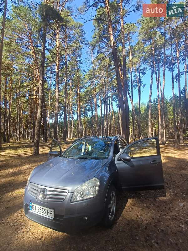Внедорожник / Кроссовер Nissan Qashqai+2 2009 в Гадяче