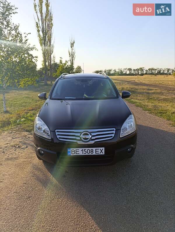 Nissan Qashqai+2 2009