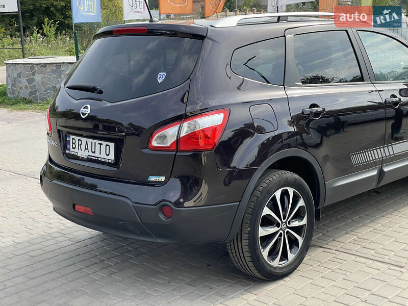 Позашляховик / Кросовер Nissan Qashqai+2 2012 в Бердичеві фото 16 Позашляховик / Кросовер Nissan Qashqai+2 2012 в Бердичеві