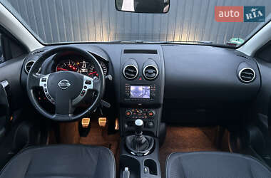 Позашляховик / Кросовер Nissan Qashqai+2 2013 в 