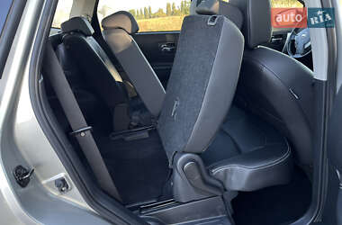 Позашляховик / Кросовер Nissan Qashqai+2 2011 в  фото 25 Позашляховик / Кросовер Nissan Qashqai+2 2011 в