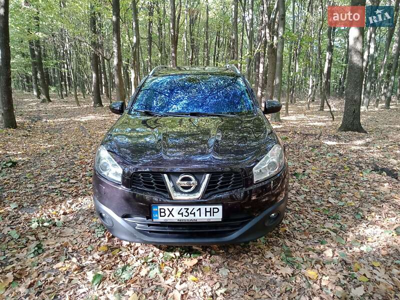 Внедорожник / Кроссовер Nissan Qashqai+2 2010 в Полонном фото Внедорожник / Кроссовер Nissan Qashqai+2 2010 в Полонном