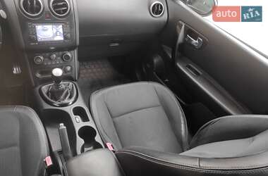 Позашляховик / Кросовер Nissan Qashqai+2 2013 в 