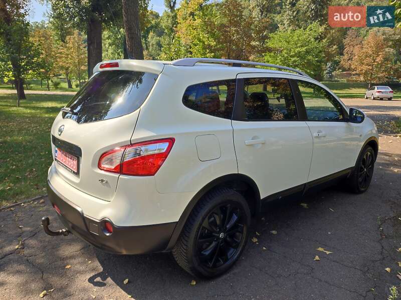 Внедорожник / Кроссовер Nissan Qashqai+2 2010 в Звенигородке фото 15 Внедорожник / Кроссовер Nissan Qashqai+2 2010 в Звенигородке