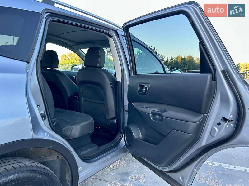 Внедорожник / Кроссовер Nissan Qashqai+2 2012 в Киеве