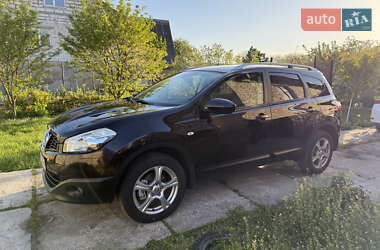 Внедорожник / Кроссовер Nissan Qashqai+2 2012 в 
