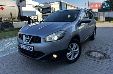 Внедорожник / Кроссовер Nissan Qashqai+2 2010 в Хмельницком
