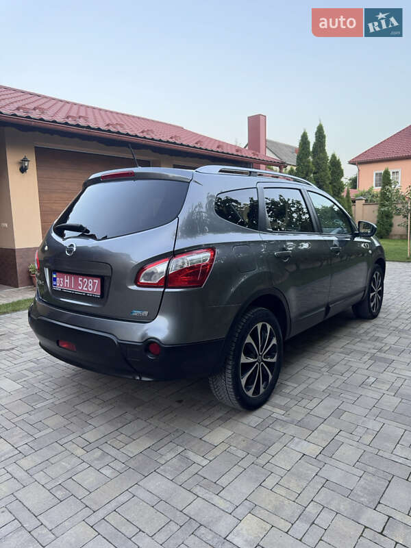 Внедорожник / Кроссовер Nissan Qashqai+2 2012 в Виноградове