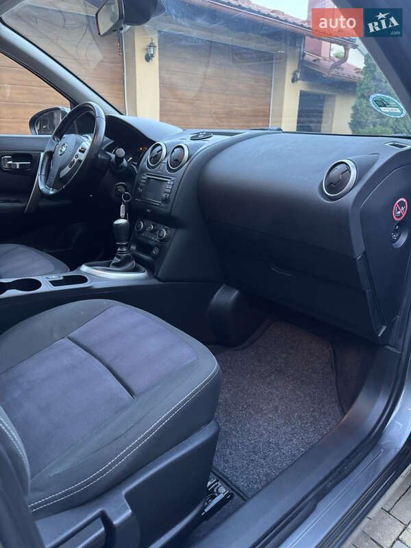 Внедорожник / Кроссовер Nissan Qashqai+2 2012 в Виноградове