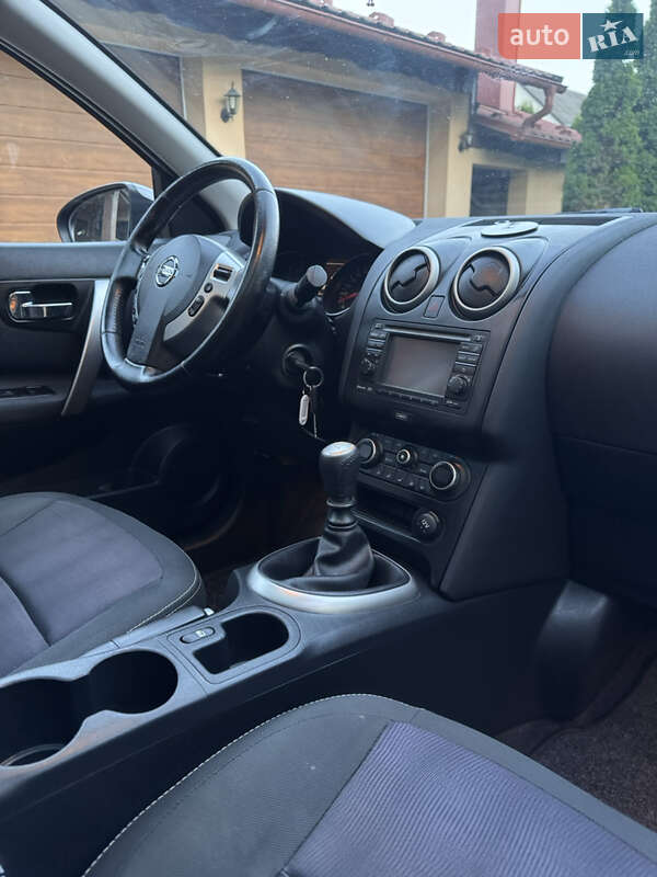 Внедорожник / Кроссовер Nissan Qashqai+2 2012 в Виноградове