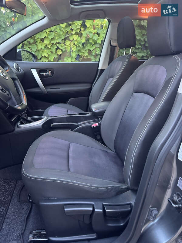 Внедорожник / Кроссовер Nissan Qashqai+2 2012 в Виноградове