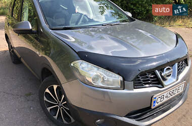 Позашляховик / Кросовер Nissan Qashqai+2 2011 в Варві