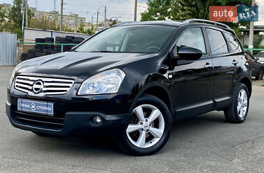 Nissan Qashqai+2 2010