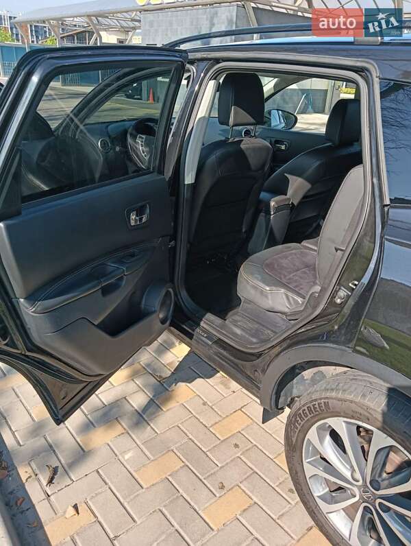 Внедорожник / Кроссовер Nissan Qashqai+2 2013 в Виннице фото 40 Внедорожник / Кроссовер Nissan Qashqai+2 2013 в Виннице