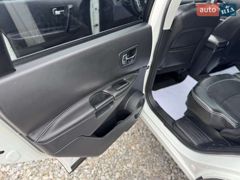 Внедорожник / Кроссовер Nissan Qashqai+2 2013 в Ивано-Франковске