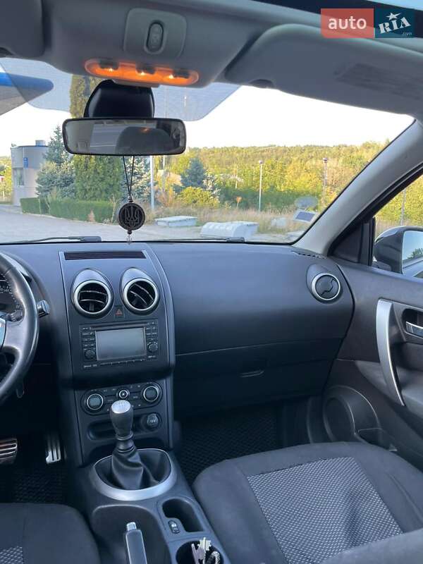 Позашляховик / Кросовер Nissan Qashqai+2 2012 в Могилів-Подільському