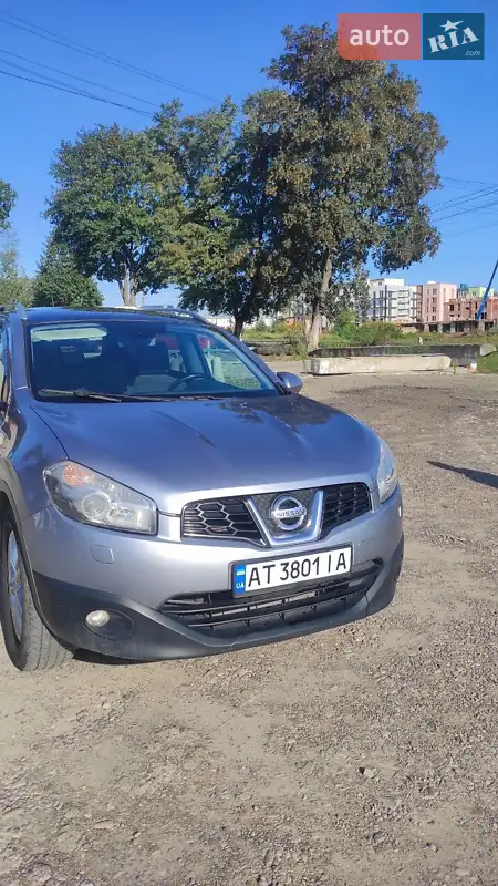 Nissan Qashqai+2