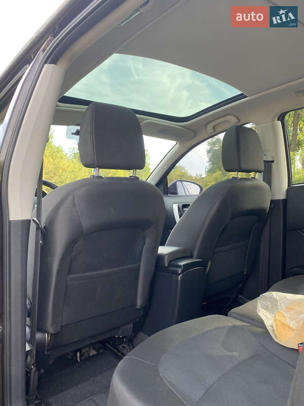 Внедорожник / Кроссовер Nissan Qashqai+2 2011 в Одессе фото 12 Внедорожник / Кроссовер Nissan Qashqai+2 2011 в Одессе