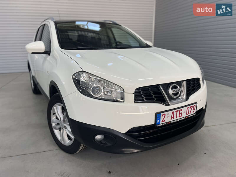Внедорожник / Кроссовер Nissan Qashqai+2 2012 в 