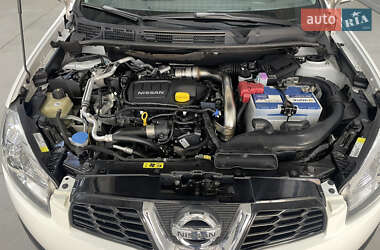 Внедорожник / Кроссовер Nissan Qashqai+2 2012 в 