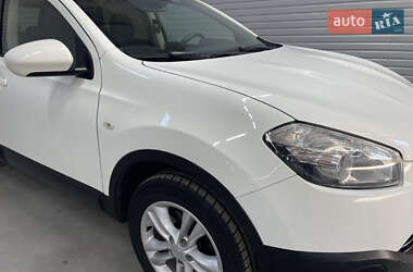 Внедорожник / Кроссовер Nissan Qashqai+2 2012 в 