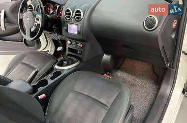 Внедорожник / Кроссовер Nissan Qashqai+2 2012 в 