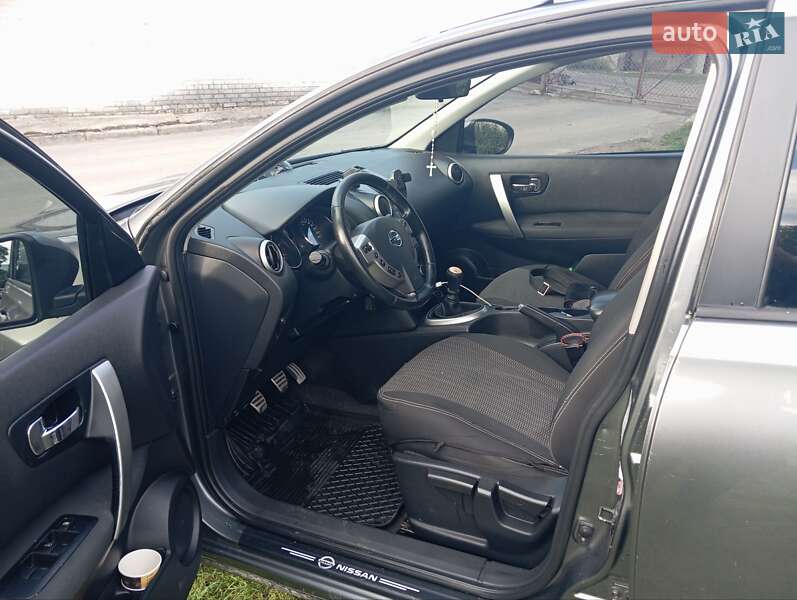 Внедорожник / Кроссовер Nissan Qashqai+2 2013 в Львове