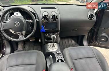 Внедорожник / Кроссовер Nissan Qashqai+2 2011 в 