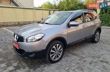 Внедорожник / Кроссовер Nissan Qashqai+2 2010 в 