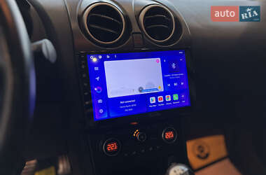 Внедорожник / Кроссовер Nissan Qashqai+2 2011 в 