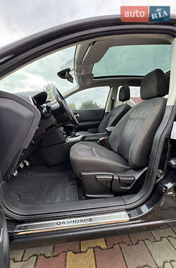 Внедорожник / Кроссовер Nissan Qashqai+2 2012 в 