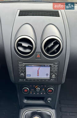 Внедорожник / Кроссовер Nissan Qashqai+2 2012 в 