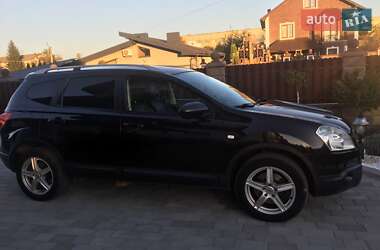 Внедорожник / Кроссовер Nissan Qashqai+2 2009 в 