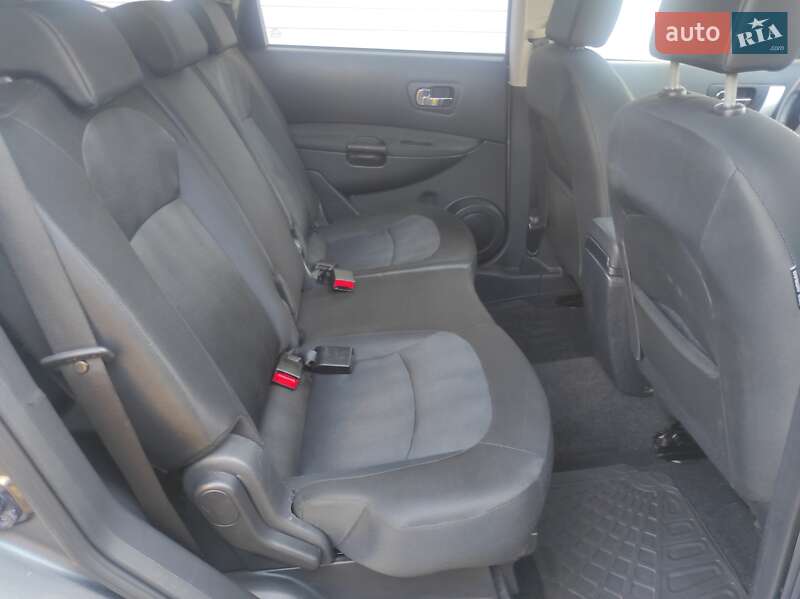 Внедорожник / Кроссовер Nissan Qashqai+2 2011 в Ровно