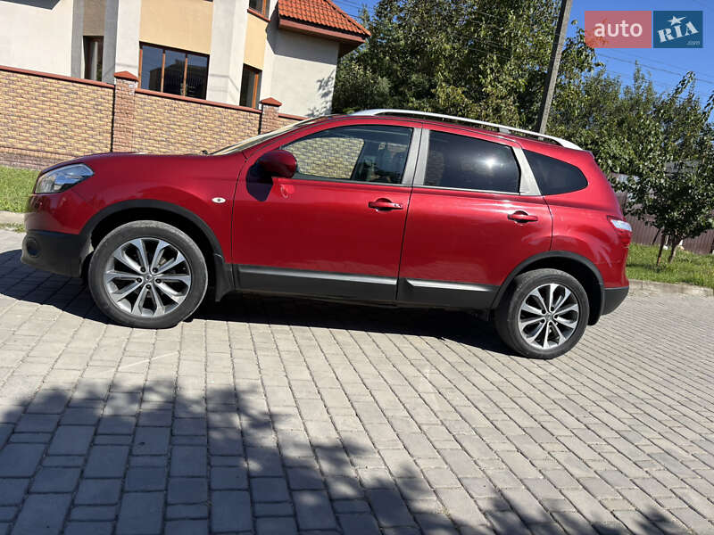 Внедорожник / Кроссовер Nissan Qashqai+2 2012 в Рожище