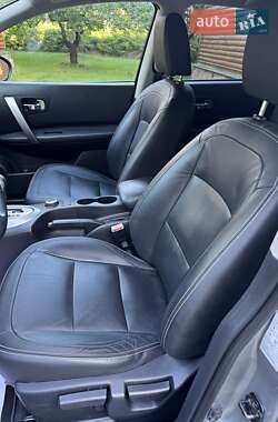 Внедорожник / Кроссовер Nissan Qashqai+2 2011 в 