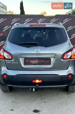 Внедорожник / Кроссовер Nissan Qashqai+2 2012 в 