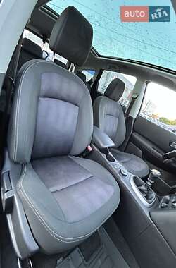 Внедорожник / Кроссовер Nissan Qashqai+2 2012 в 
