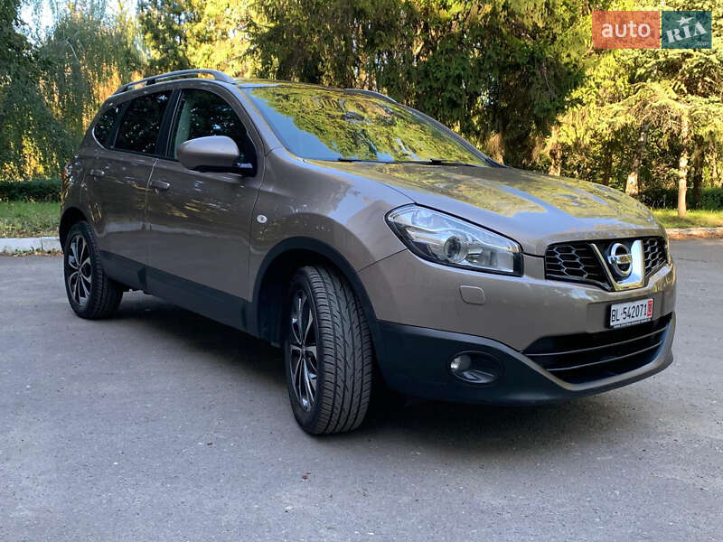 Внедорожник / Кроссовер Nissan Qashqai+2 2013 в Тернополе фото 4 Внедорожник / Кроссовер Nissan Qashqai+2 2013 в Тернополе